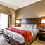 Comfort Suites Commerce