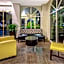La Quinta Inn & Suites by Wyndham Miami Lakes
