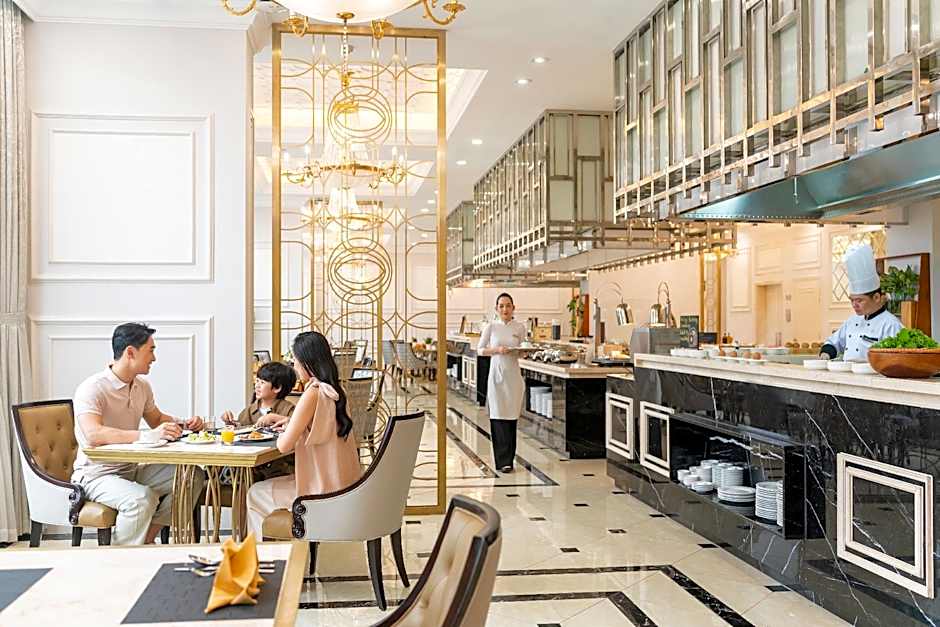 Four Points by Sheraton Lang Son