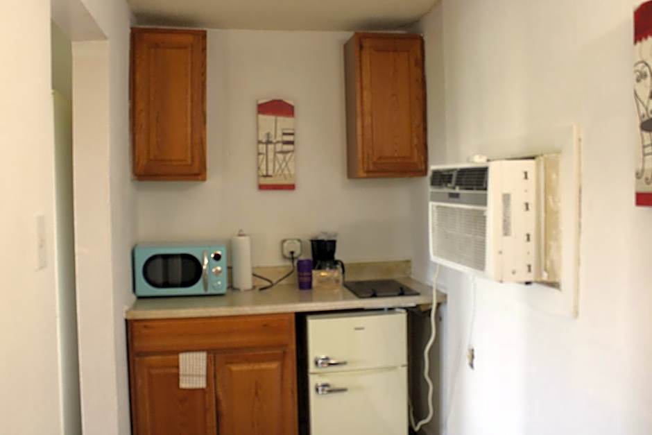 ANS INN & SUITES