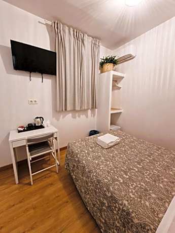 Small Interior Double Room