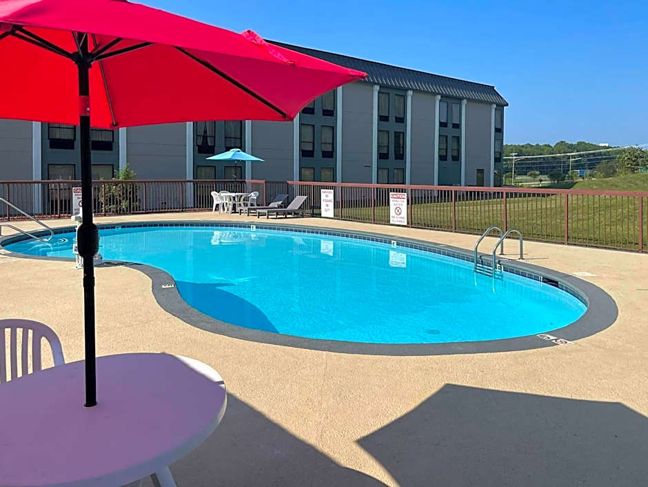 Quality Inn & Suites Lexington South