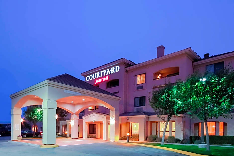 Courtyard by Marriott Salinas Monterey