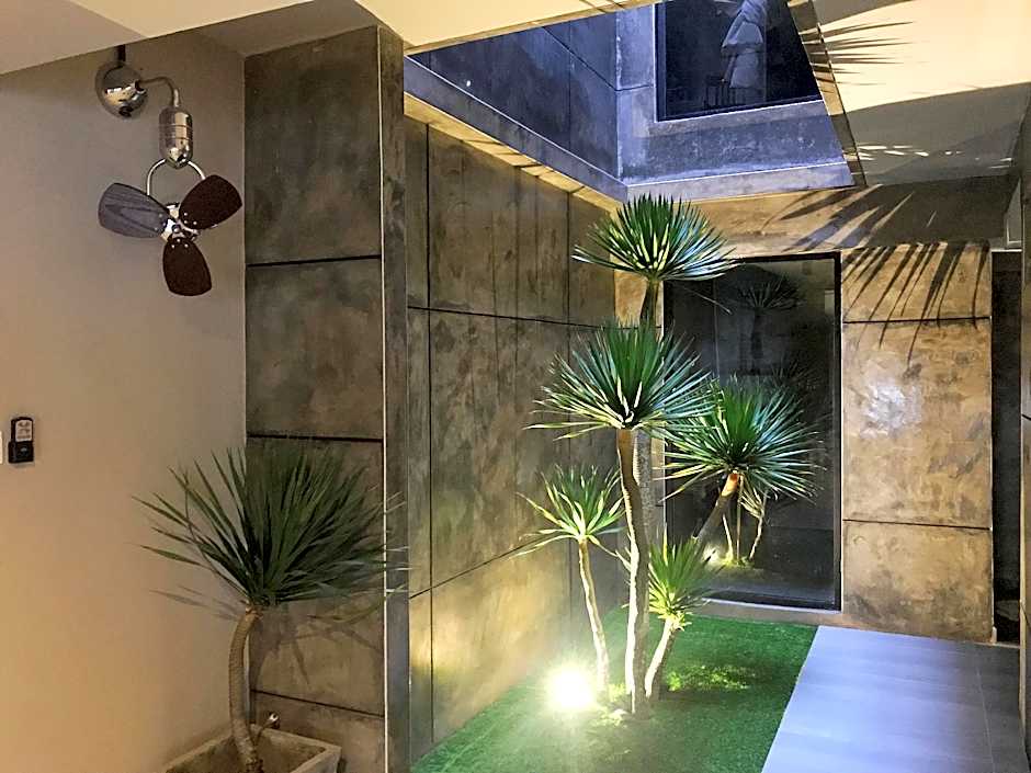 LE LODGE MANSION by Le Lodge