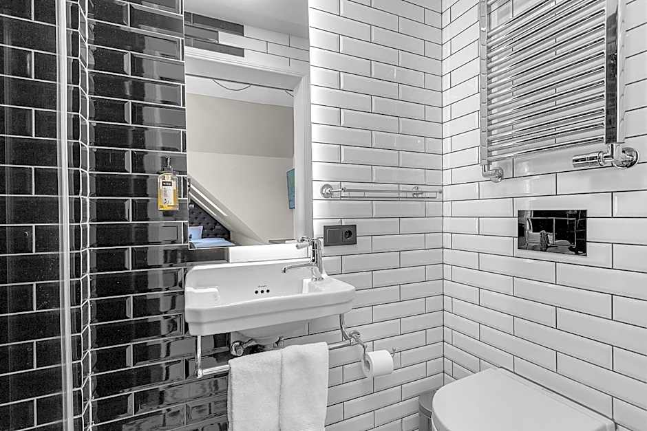 ODDSSON Downtown Hotel