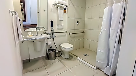 Superior Accessible (1 Adult)