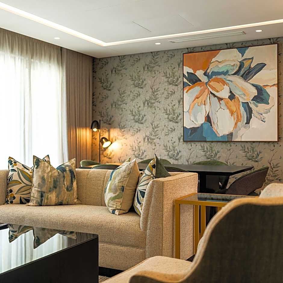 Steyn City Hotel by Saxon