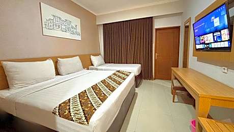 Superior Triple Room