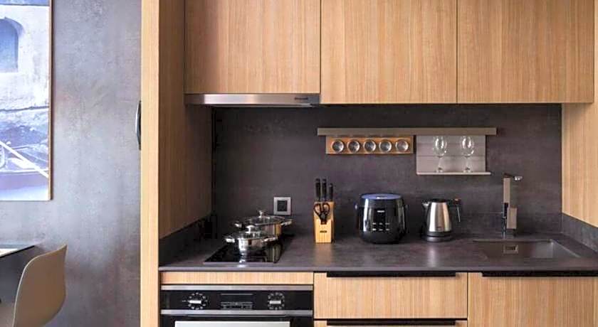 One Residence Hotel & Apartment