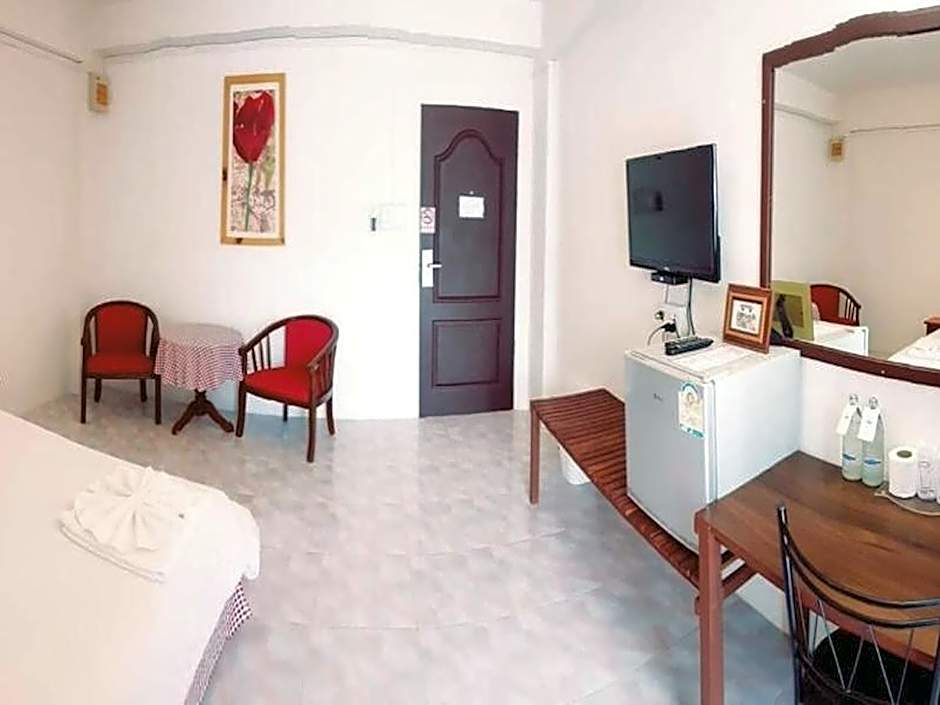 Hotel De Ratt Phuket