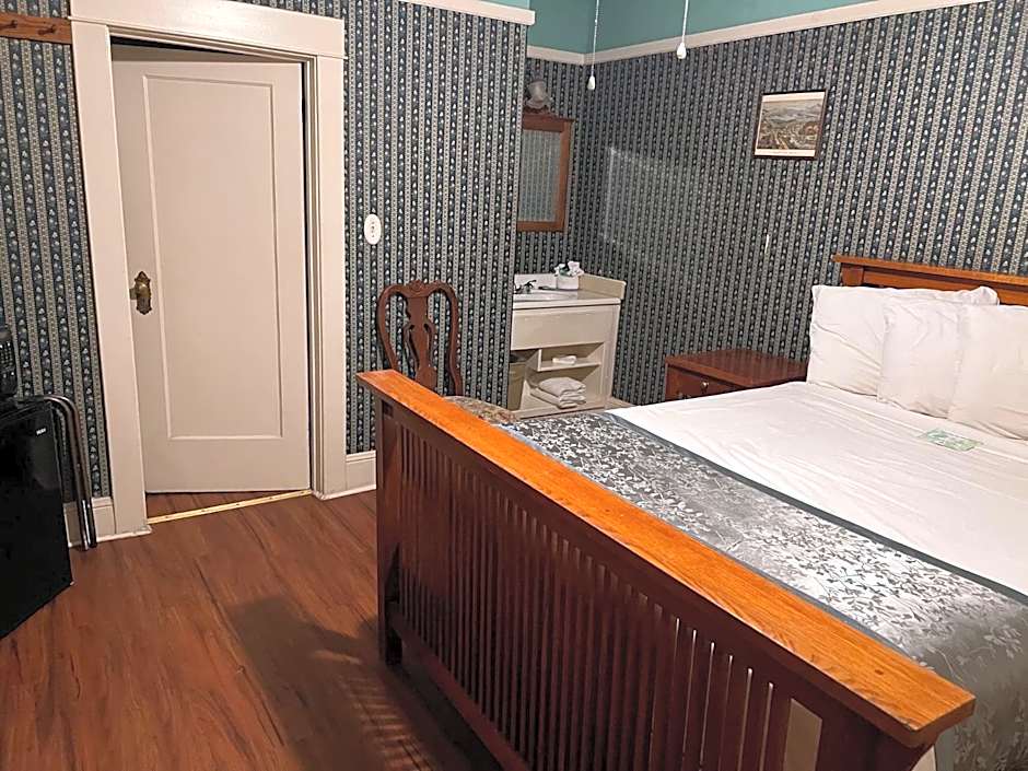 Americas Best Value Inn & Suites Royal Carriage