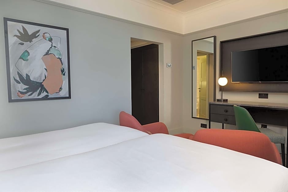 DoubleTree by Hilton Brighton Metropole