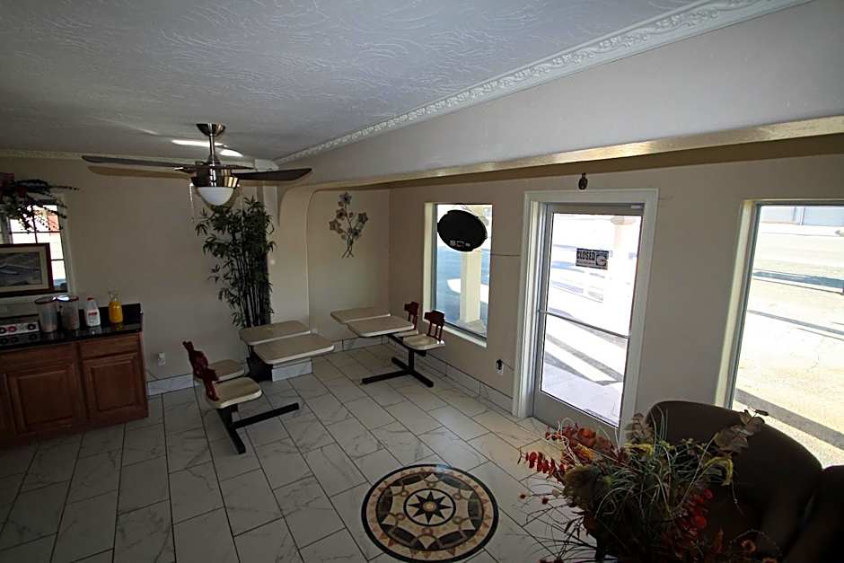 Executive Inn Snyder