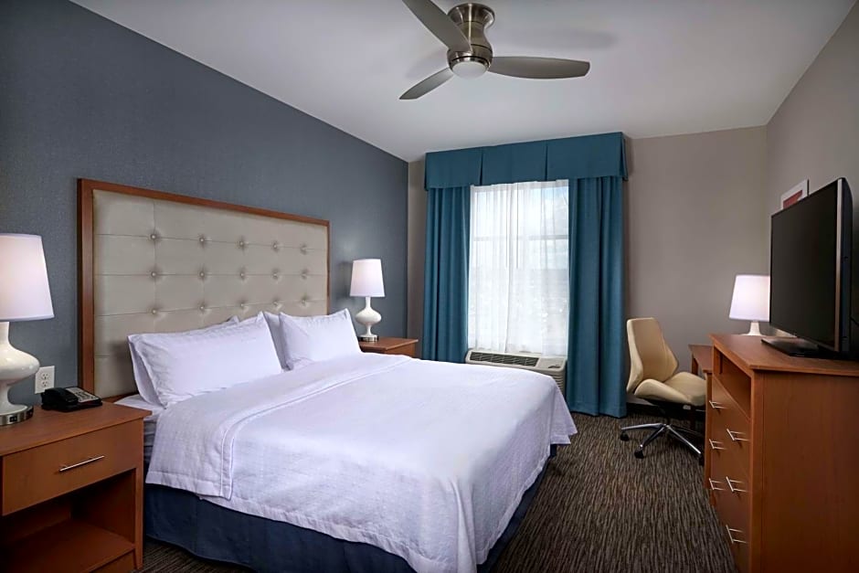 Homewood Suites by Hilton Cincinnati-Midtown, OH