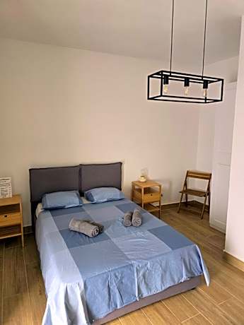 Deluxe Double Room with Shower