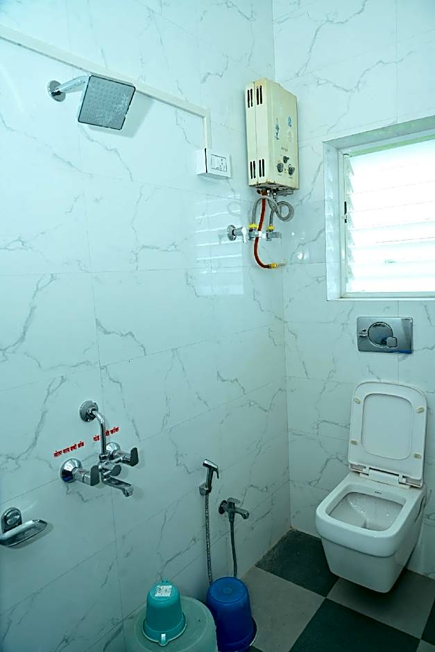 Hotel Sarang Lodging and Boarding