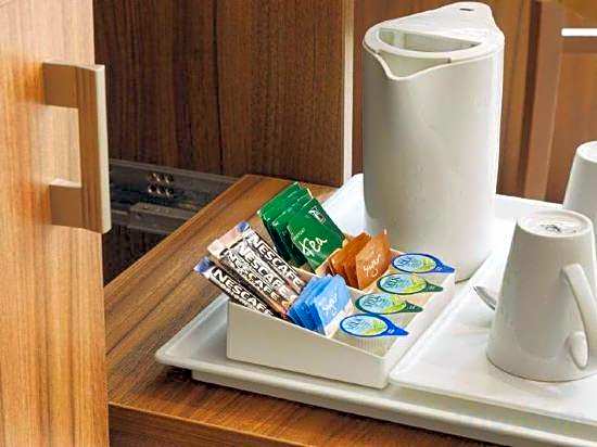 Ramada Hounslow - Heathrow East