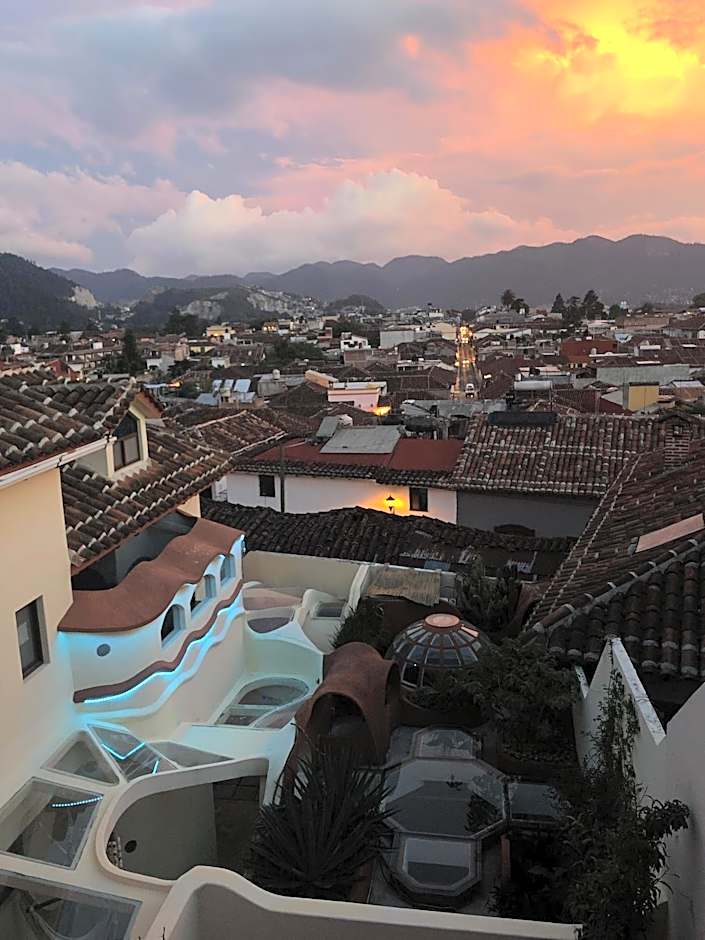 Magnolias Boutique Suites & SPA