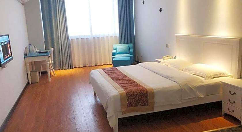 GreenTree Inn Liangyungang Donghai New Bus Station Express Hotel