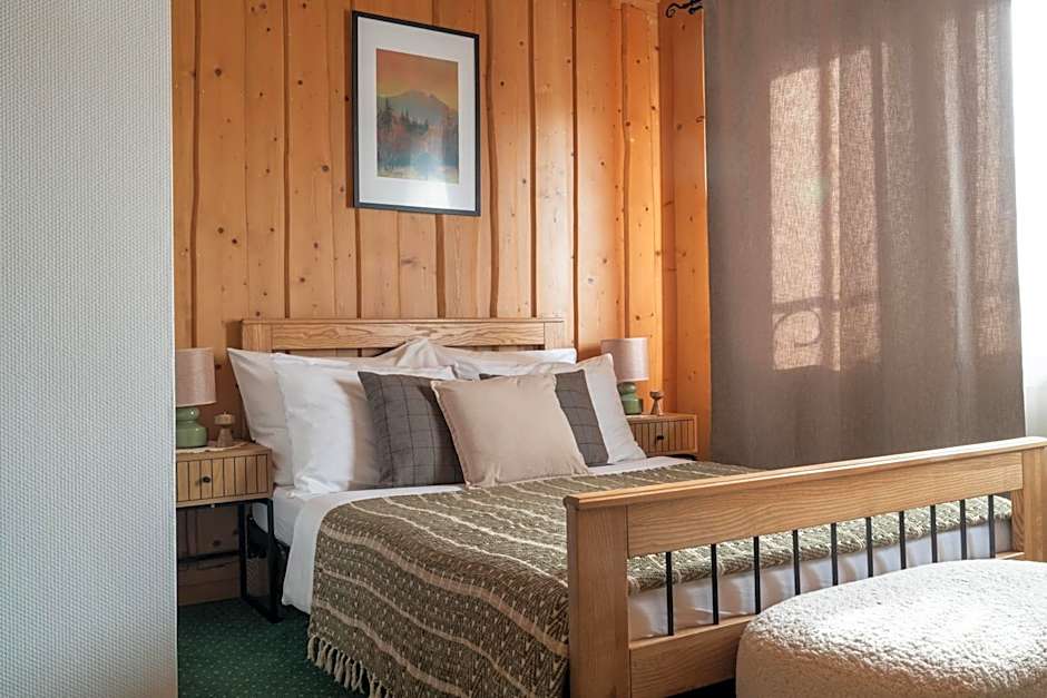 Willa Podhalanka Jacuzzi & sauna - drewniany dom dla 20 osób