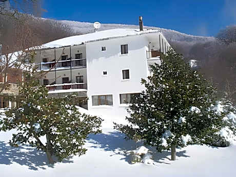Manthos Mountain Resort & Spa