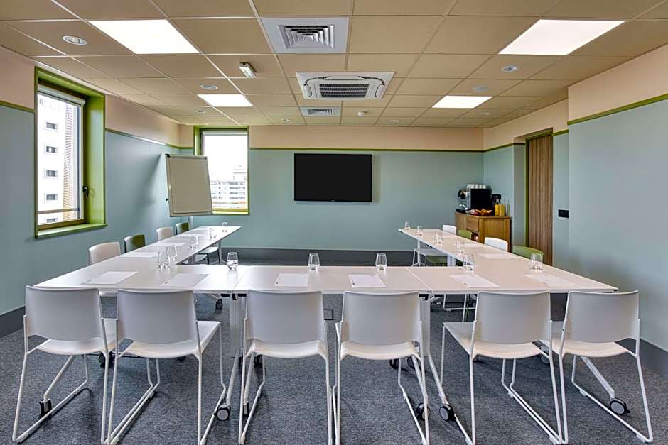 Aiden by Best Western Clermont-Ferrand Hotel & Spa