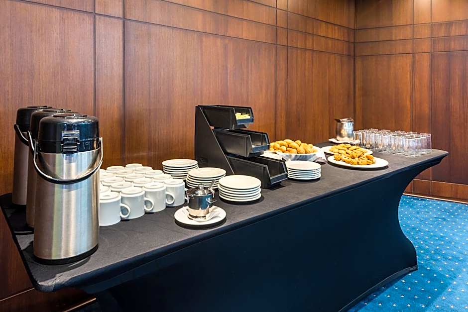 Cosmos 100 Hotel & Centro de Convenciones - Hoteles Cosmos