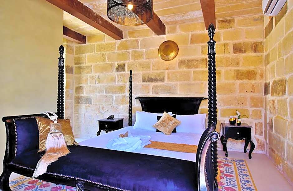 Chapel 5 Boutique Suites B&B