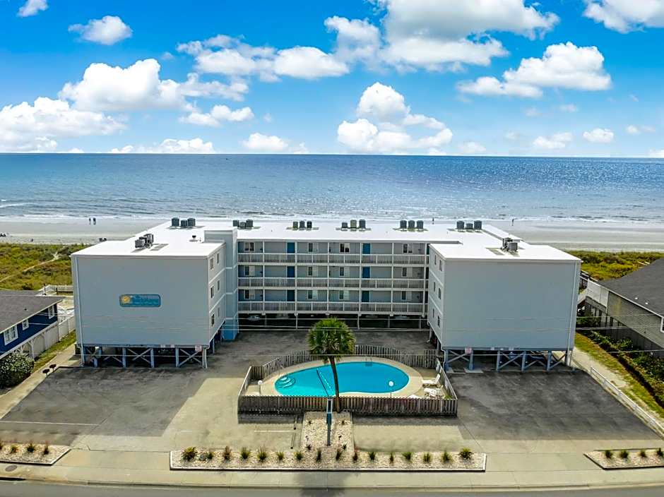 2BR, 2Bath condo Oceanfront Getaway with pool
