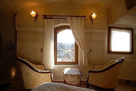 Double Cave Room with City View