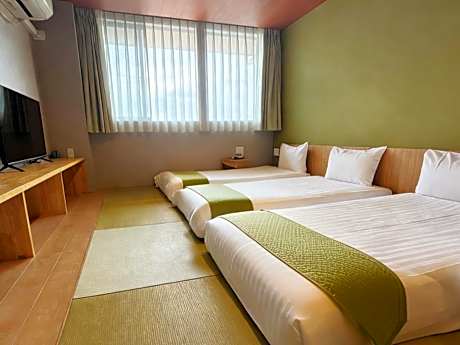 Triple Room with Shower