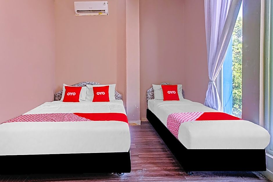 Hotel O Enggal Near Gor Saburai Formerly Hotel Pelangi