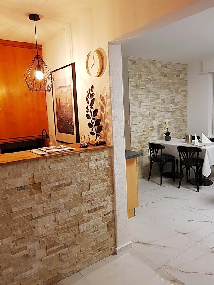 Hotel Elite Self-Check-in