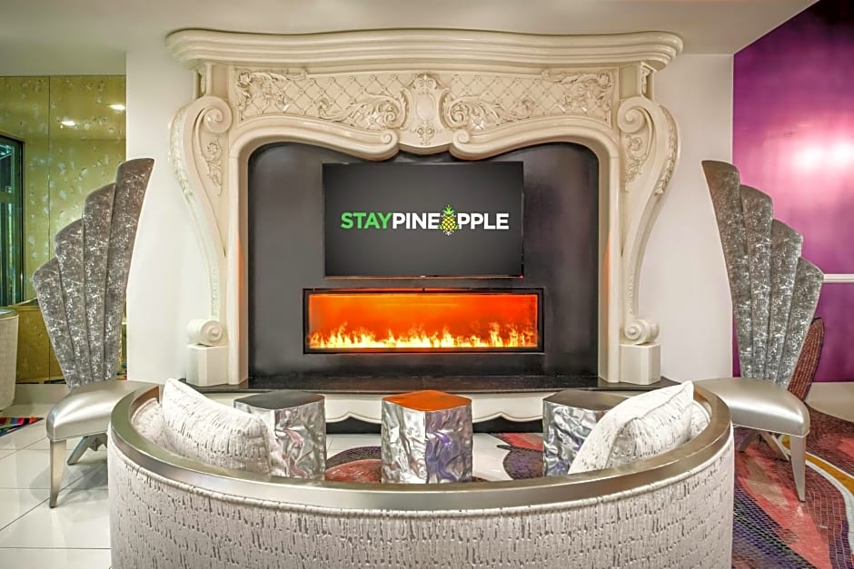 Staypineapple, An Artful Hotel, Midtown