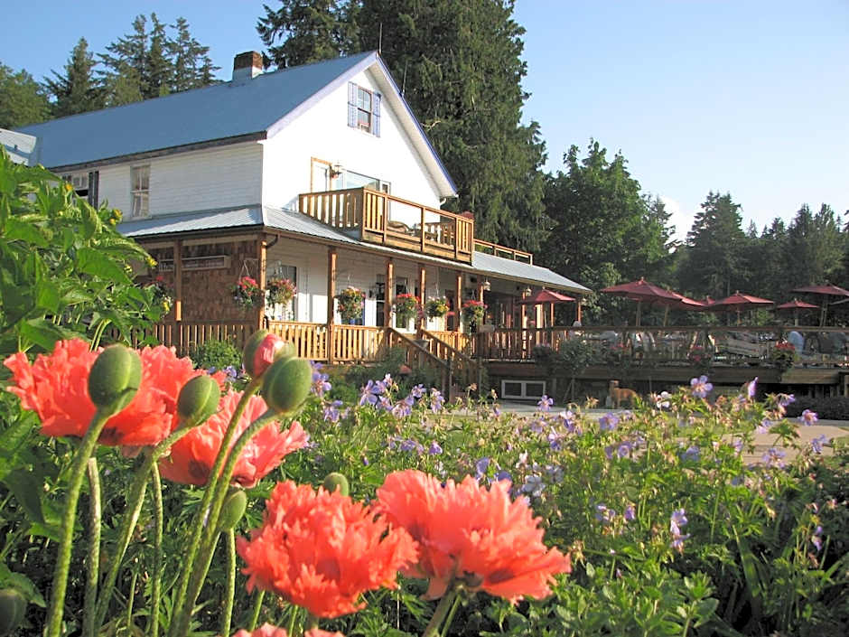 Heriot Bay Inn