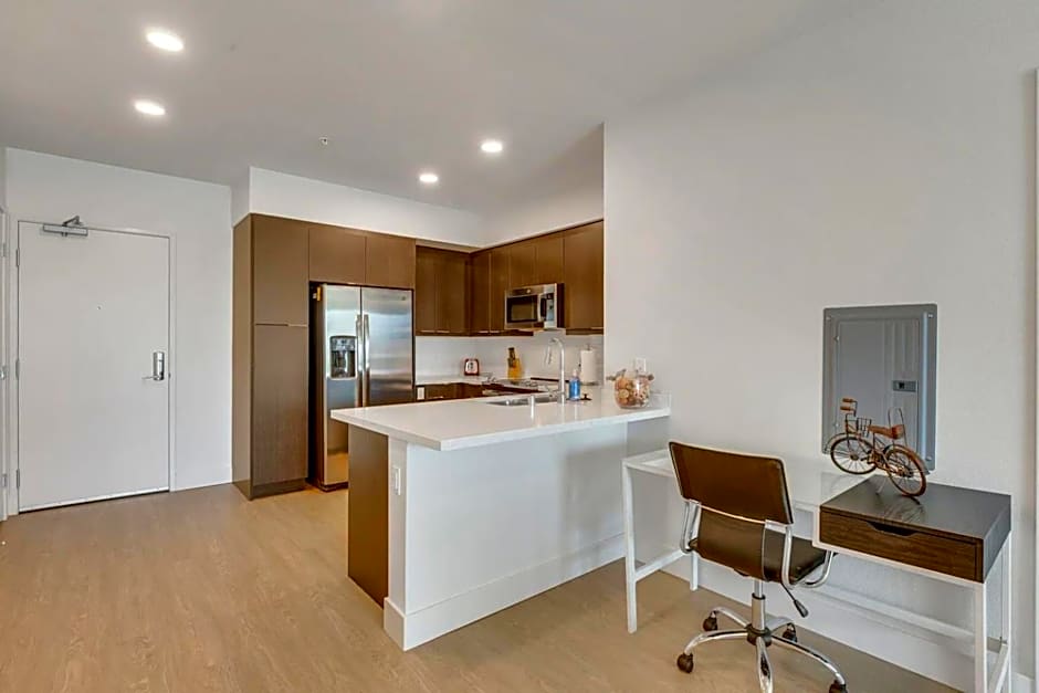 Apart Hotel near Dodgers Stadium