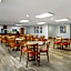 Quality Inn & Suites Fort Madison near Hwy 61