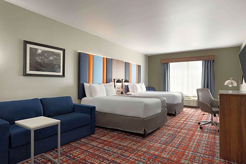 La Quinta Inn & Suites by Wyndham Oxford - Anniston