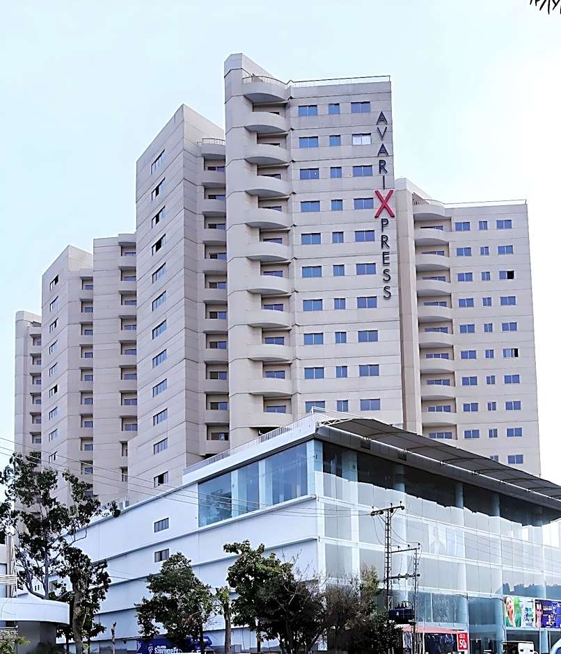 Avari Xpress Gulberg