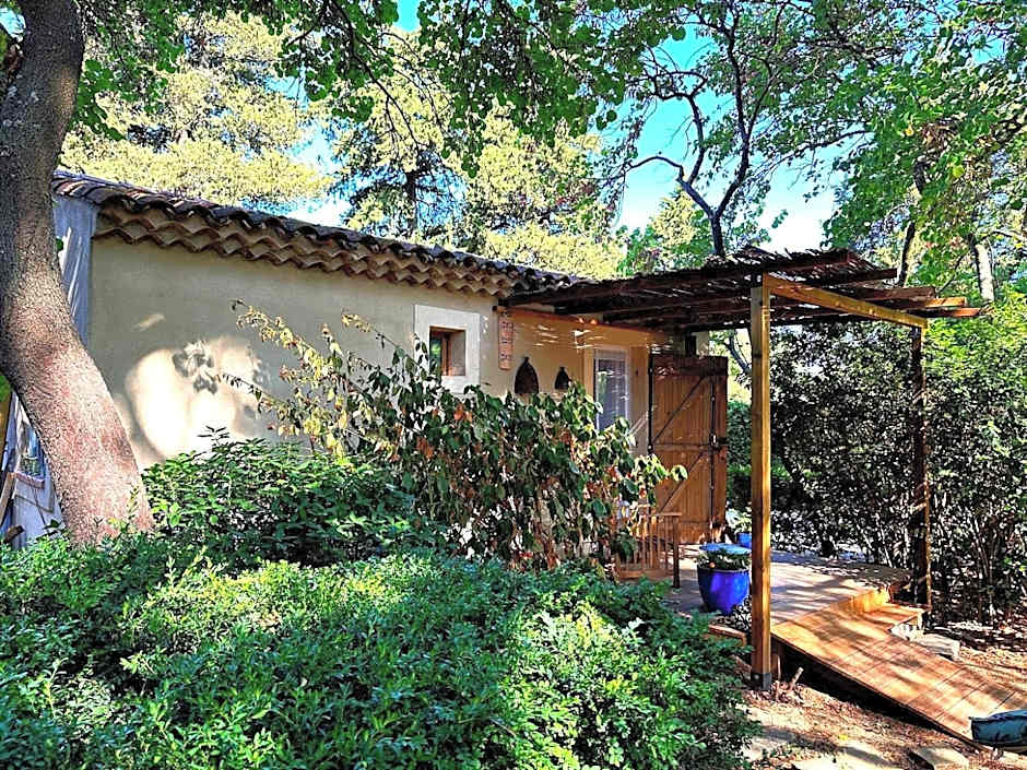 1560- Domaine Des Cinq Jardins- A Magical and Authentic Mansion