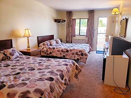 Queen Room with Two Queen Beds