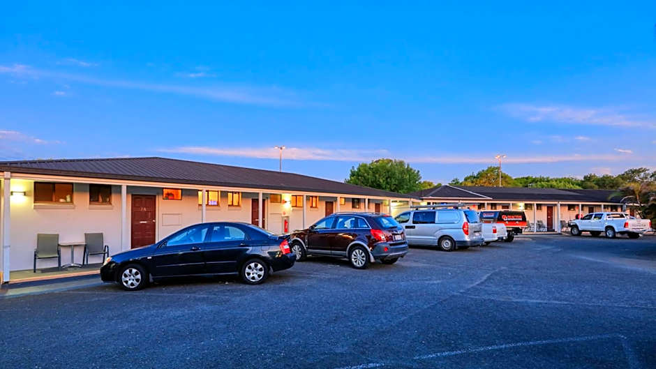 James Street Motor Inn