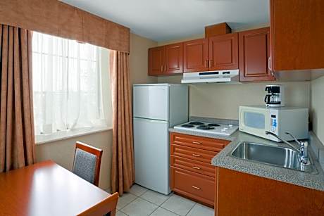 Suite with Two Queen Beds