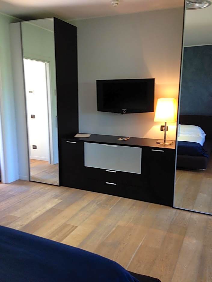 Joia Hotel & Luxury Apartments