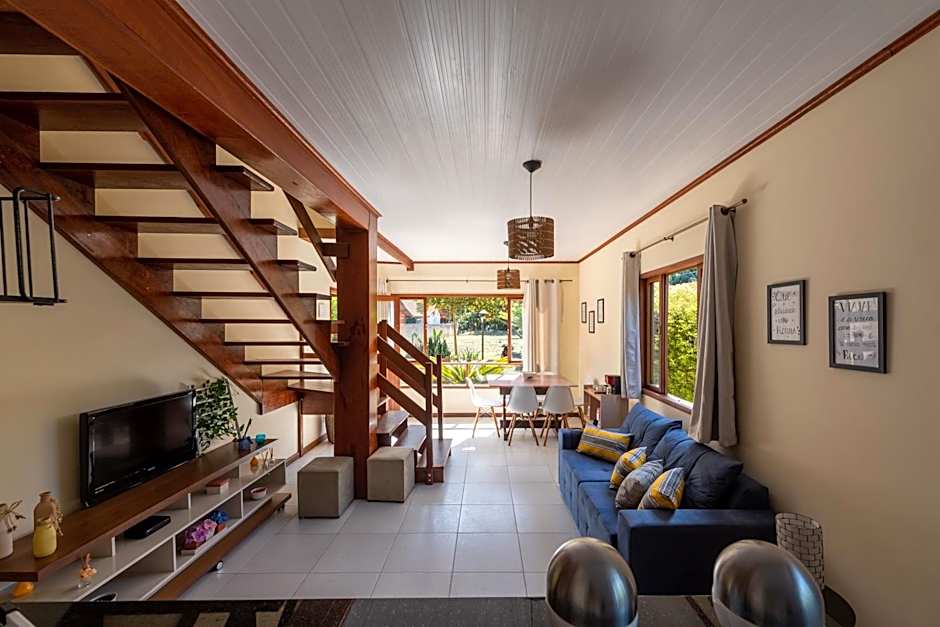 Casa Di Maria 4 Quartos a 500m Centro - Sauna, Piscina, Fogão a Lenha, Churrasqueira - ACESSO PRIVATIVO AO AO RIO - Ideal para famílias