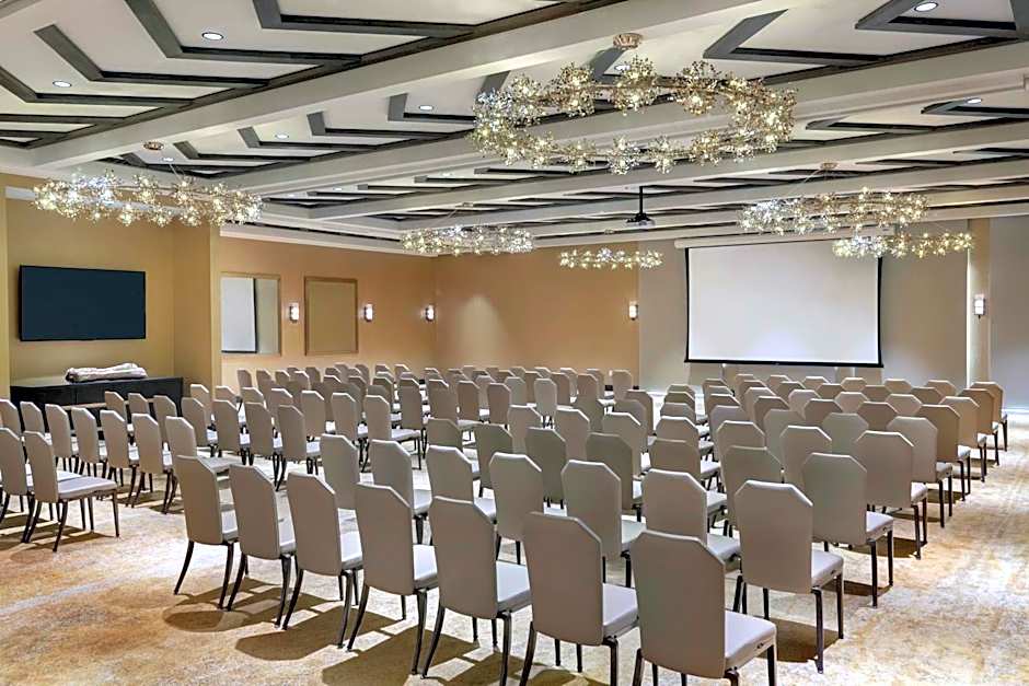 Hoodoo Moab, Curio Collection By Hilton