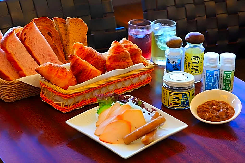 Ishigakijima Hotel Cucule