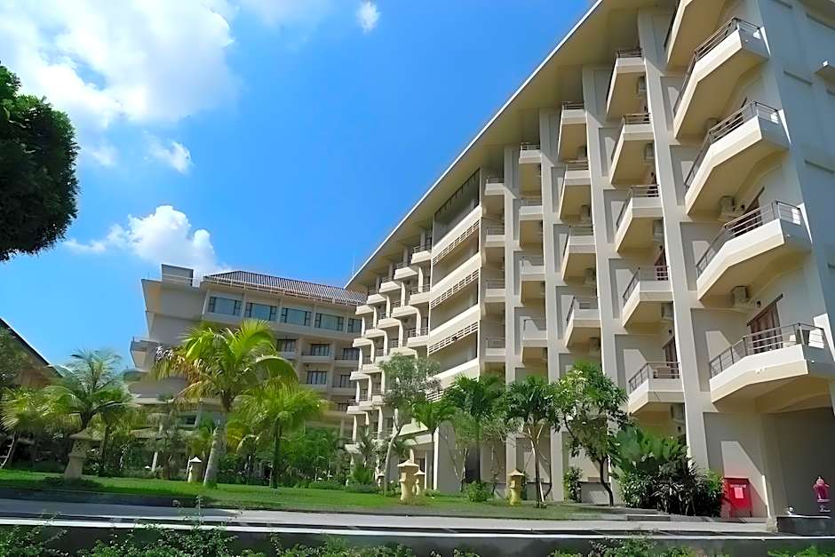 Lombok Raya Hotel