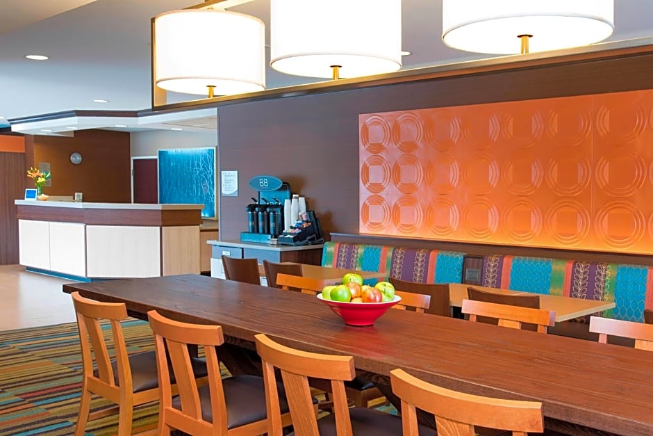 Fairfield Inn & Suites by Marriott Chicago St. Charles