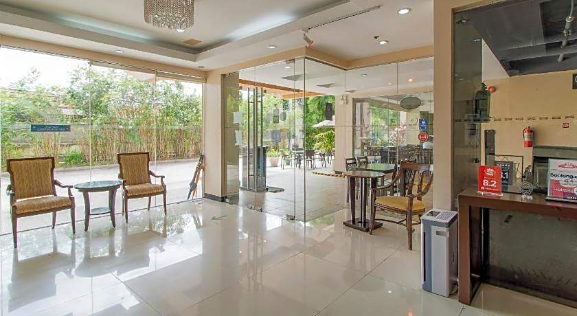 Main Hotel and Suites Cebu